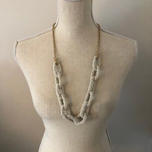 Women’s Beaded Necklace